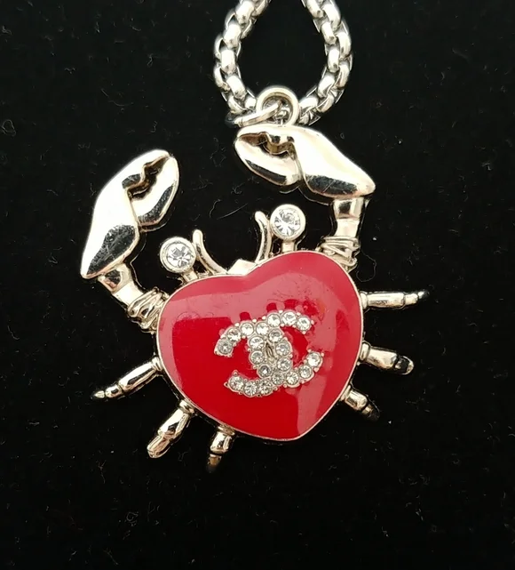 Zipper Pull Pendant Necklace - Picture 6 of 6